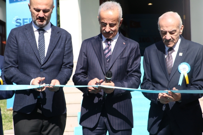 Bakan Uraloğlu: İsrail'in hastane saldırısı tarihi pul ile hatırlanacak