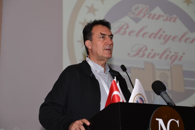 Bursa Belediyeler Birliği'nde Mete Yarar'dan önemli analizler