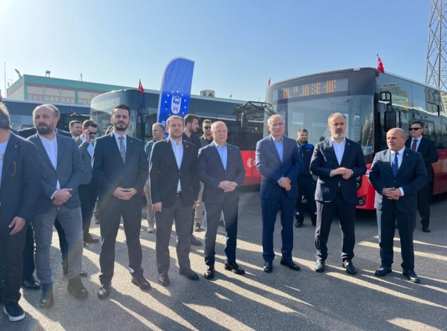 Büyükşehir'in hizmet filosu güçleniyor!