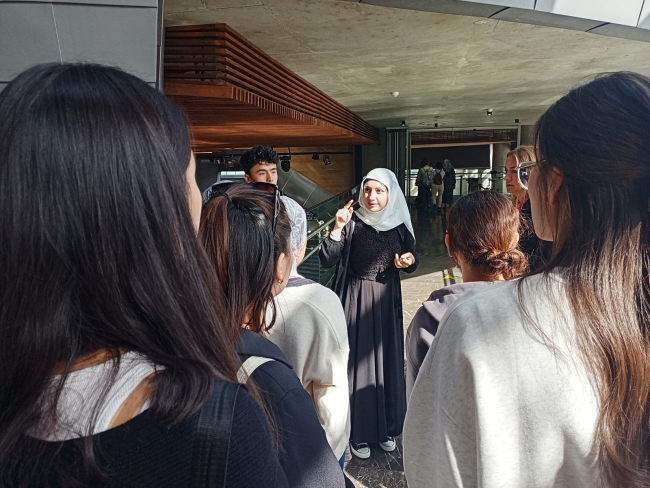 Öğrenciler Bursa'nın tarihi güzelliklerini keşfetti