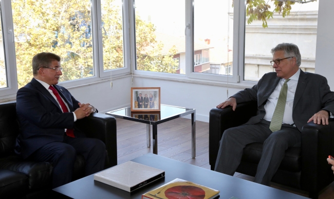 Davutoğlu: Erdoğan'dan görüşme talep edeceğim