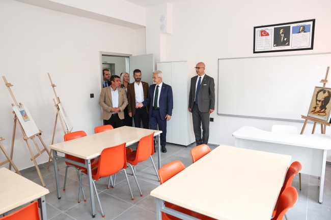 Nilüfer Belediyesi’nden Unçukuru Mahallesi’ne yeni hizmet alanı