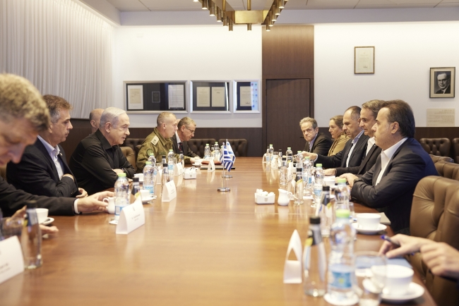 Yunanistan Başbakanı Miçotakis, Netanyahu ile görüştü