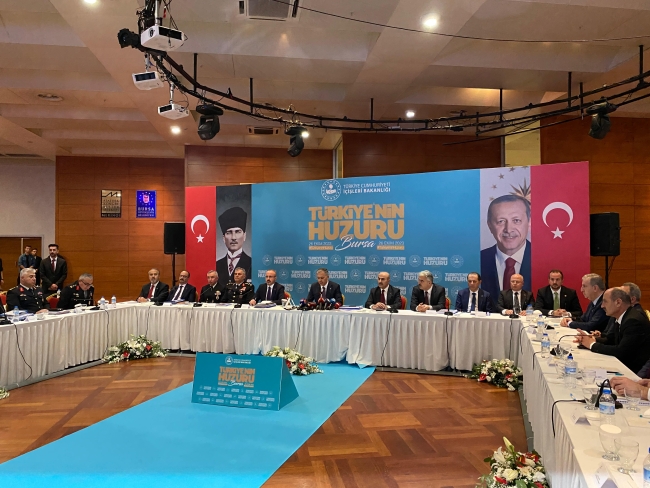 Bakan Yerlikaya'nın başkanlığında Bursa'da güvenlik toplantısı yapıldı 