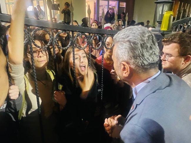CHP Bursa İl Başkanı Nihat Yeşiltaş'tan öğrencilere tam destek!