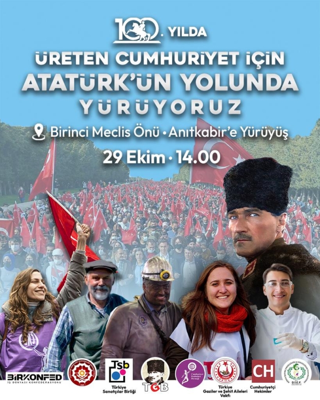 Cumhuriyet Kadınları yüzüncüyıl için Anıtkabir'de