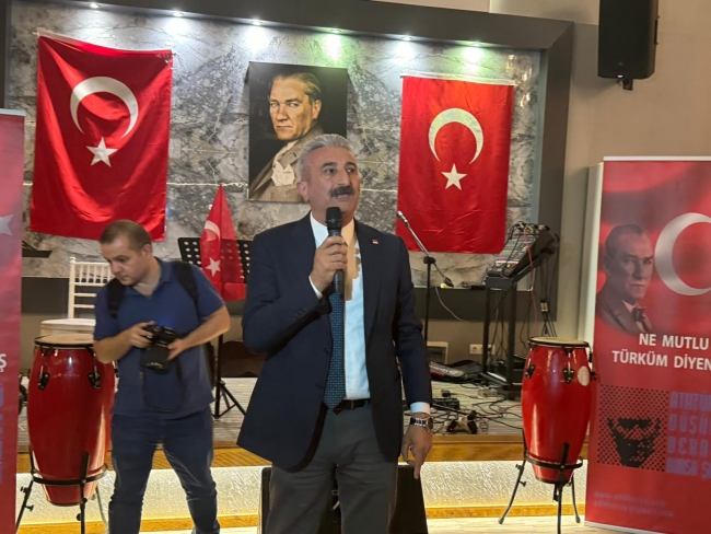 Atatürkçü Düşünce Derneği'nden görkemli Cumhuriyet gecesi