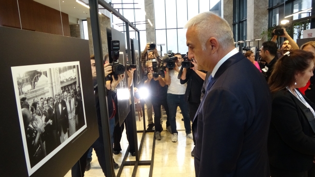 Bakan Ersoy: “Türkiye’mizi parlak bir geleceğin beklediğine inancım tamdır”