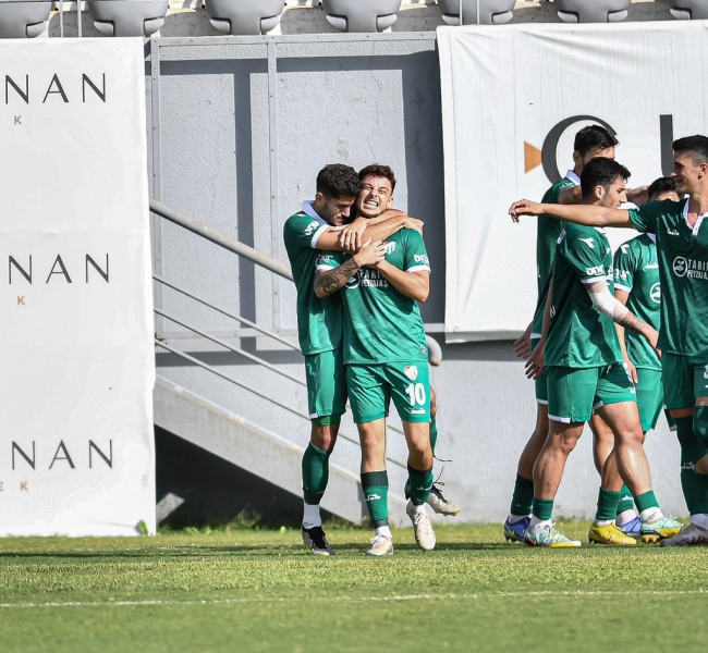 Bursaspor deplasmanda ilk galibiyetini aldı