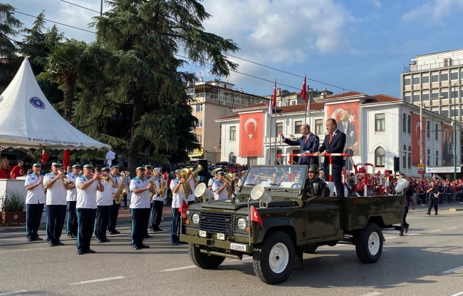 Bursa'da Cumhuriyet'in 100. yılı coşkuyla kutlandı