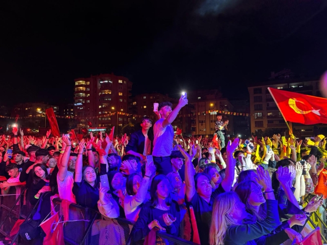 Nilüfer'de 100. Yıl coşkusu