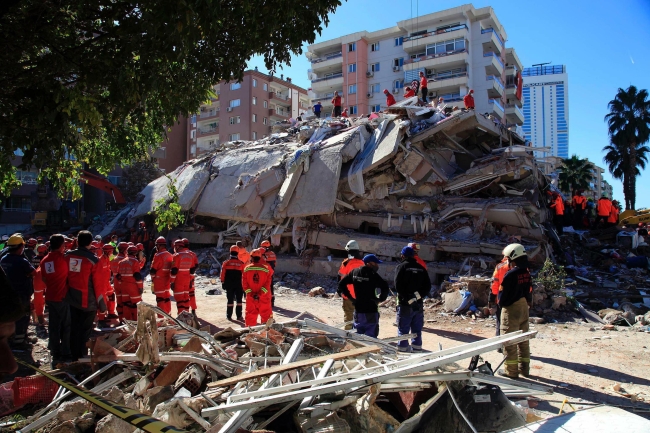 İzmir depreminin 3'üncü yılı! Sorumlular hala yargılanıyor