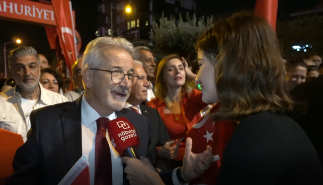 Cumhuriyetin 100. yılında Bursa kırmızı beyaza büründü