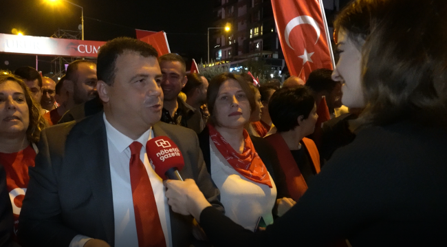 Cumhuriyetin 100. yılında Bursa kırmızı beyaza büründü