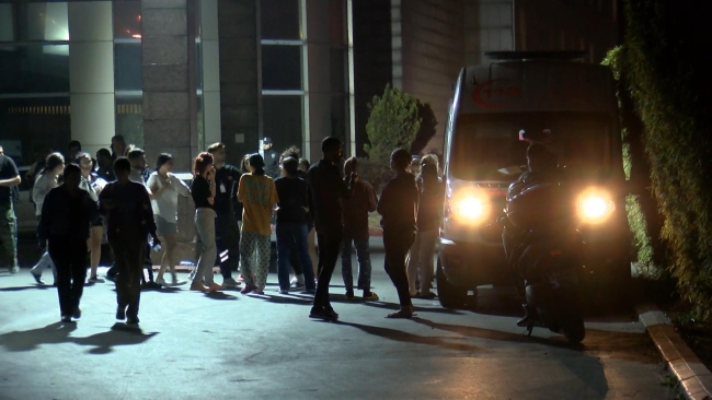 Yurtta kalan öğrenciler yedikleri yemekten zehirlendi