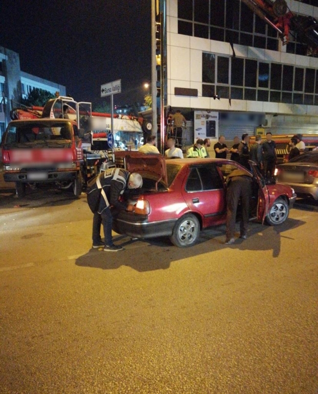 Bursa polisi 'Huzur' uygulamalarına aralıksız devam ediyor