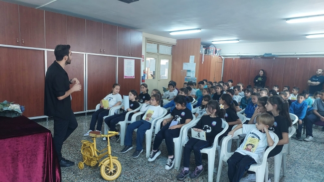 Öğrenciler yazarla birlikte “Babamın Mahallesi”nde yolculuğa çıktı