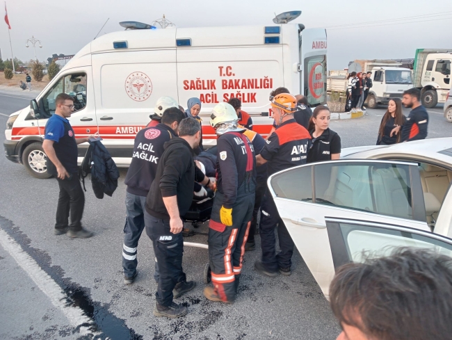 Malatya'da iki otomobil çarpıştı: 3 yaralı