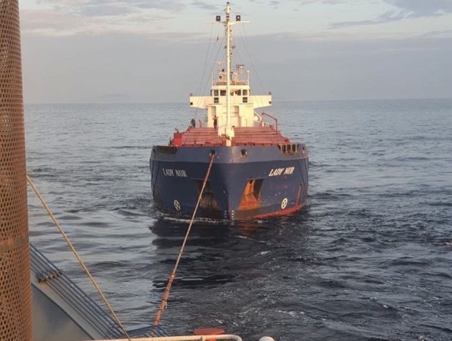 İtalya'ya giden kargo gemisi İstanbul Boğazı’nda arızalandı