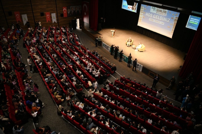Prof. Dr. İlber Ortaylı gençlere Atatürk'ü anlattı