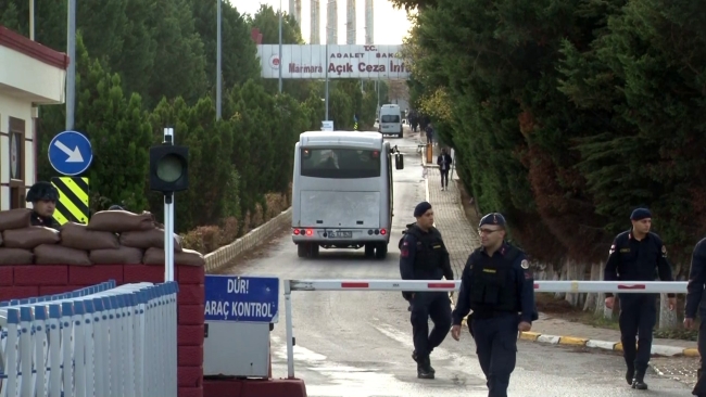 Dilan Polat Silivri Marmara Cezaevi'ne getirildi