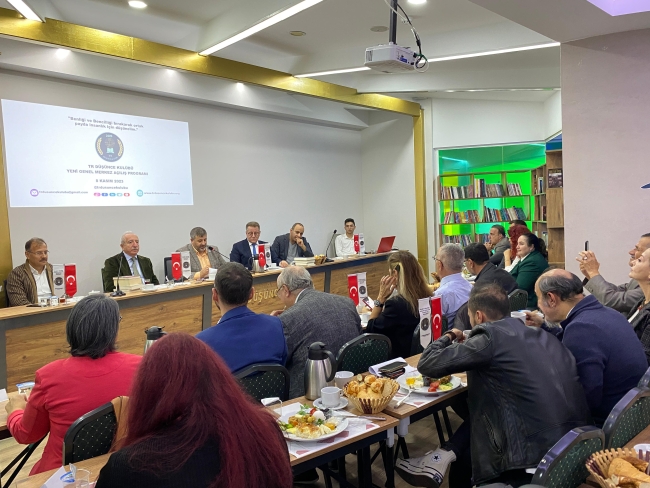 TR Düşünce Kulübü'nün yeni binası açıldı