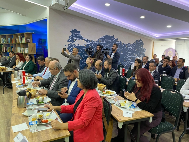 TR Düşünce Kulübü'nün yeni binası açıldı