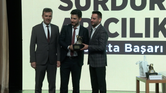 Bursa Büyükşehir'den çiftçilere arıcılık desteği