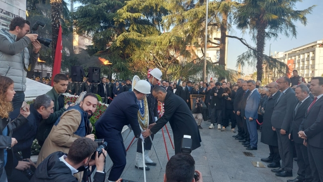 Ulu Önder Atatürk Bursa'da anıldı!
