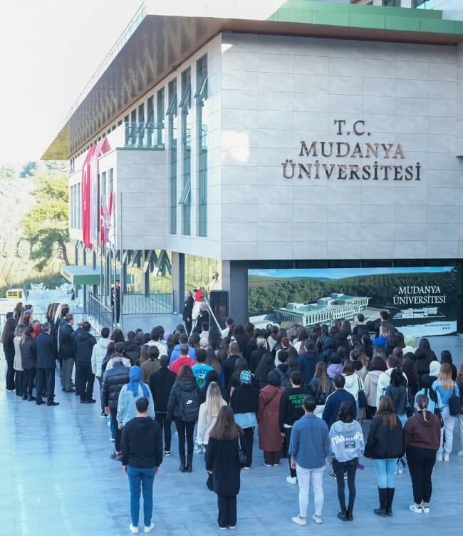 Atatürk, Mudanya Üniversitesi'nde anıldı