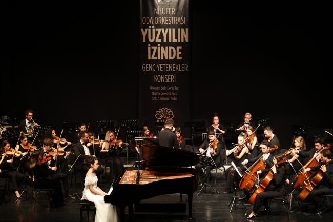 “Yüzyılın izinde genç yetenekler” konseri mest etti