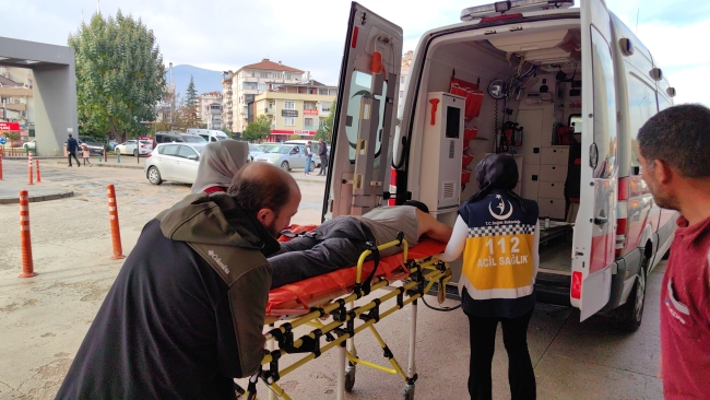 Bursa'da köpeğin saldırdığı inşaat işçisi yaralandı
