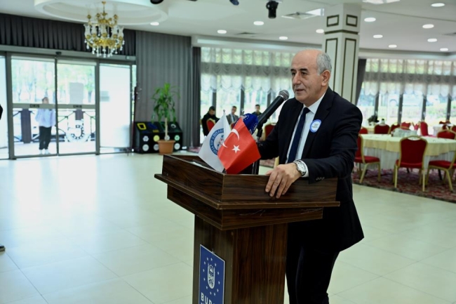 Bursa'da mavi balonlar özgürlük için uçtu