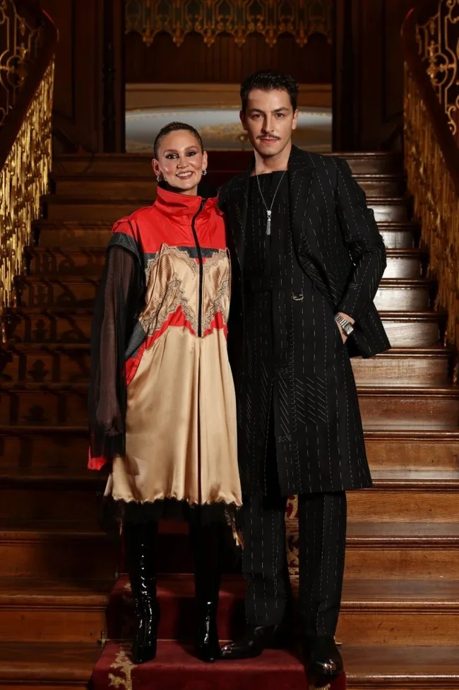Farah Zeynep Abdullah'ın Bihter galasındaki elbisesi gündemde