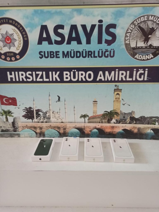 Kargocu, çaldığı telefonlarla sevgilisine araba aldı!
