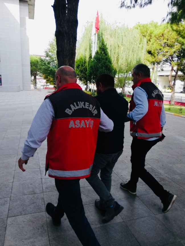 Balıkesir'de 14 yıl hapis cezası olan zanlı yakalandı