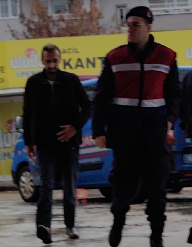 Atatürk'e hakaretten tutuklandı