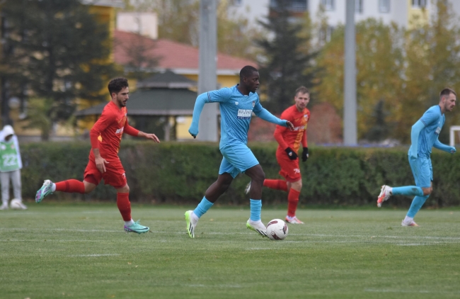Hazırlık maçı golsüz kaldı