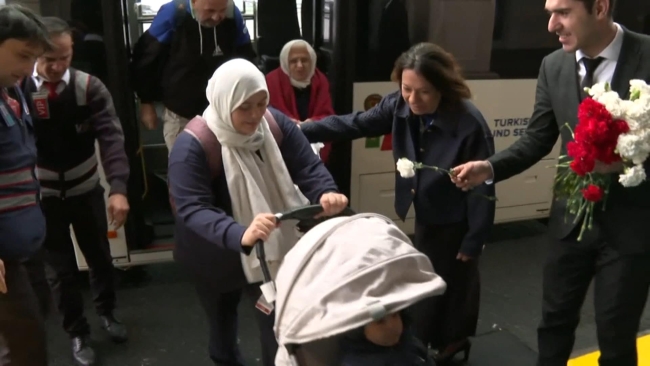 Gazze'den tahliye edilen 44 Türk İstanbul'da