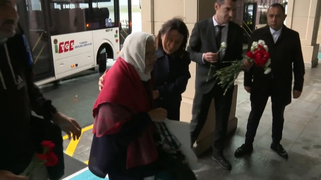Gazze'den tahliye edilen 44 Türk İstanbul'da