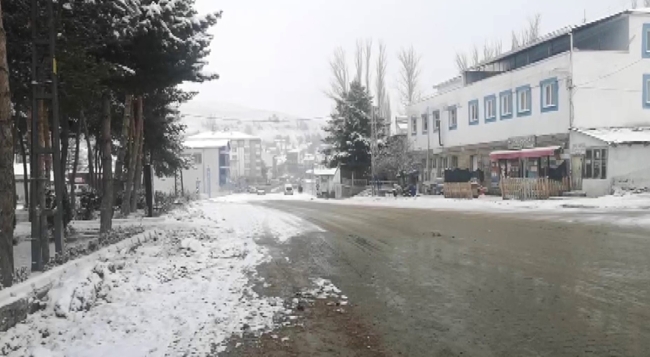 Türkiye’nin Sibirya’sı beyaza büründü