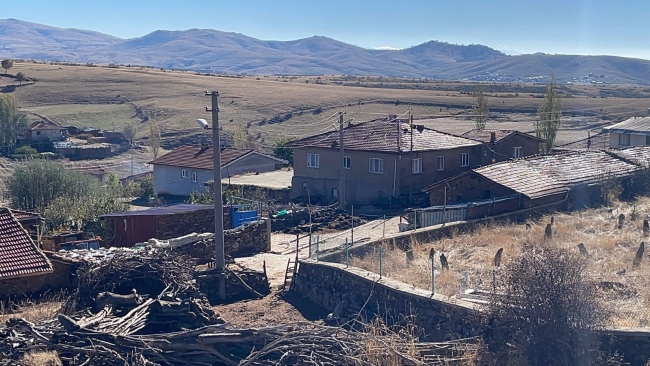 Karbonmonoksit gazından zehirlendiler: 2 ölü