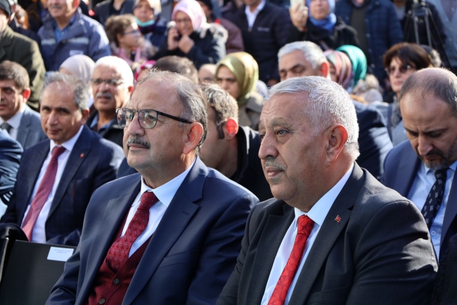 Bakan Özhaseki: CHP'li belediyeler rantsal dönüşüm yapmasınlar