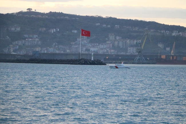 Batan gemi için acı bekleyişin 4'üncü günü