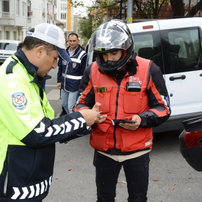 71 araç trafikten men edildi