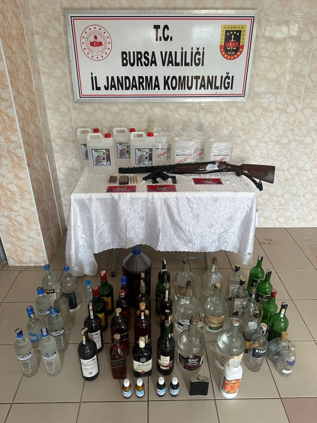 Bursa'da kaçak alkol operasyonu