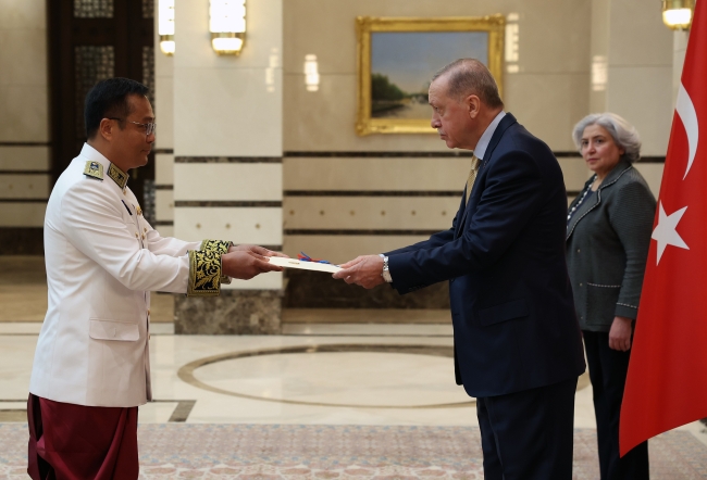 Cumhurbaşkanı Erdoğan, Kamboçya Büyükelçisi Sok'u kabul etti