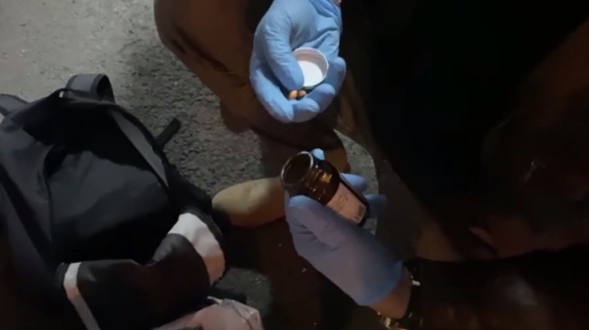 Sosyal medya fenomeni uyuşturucu taşırken yakalandı