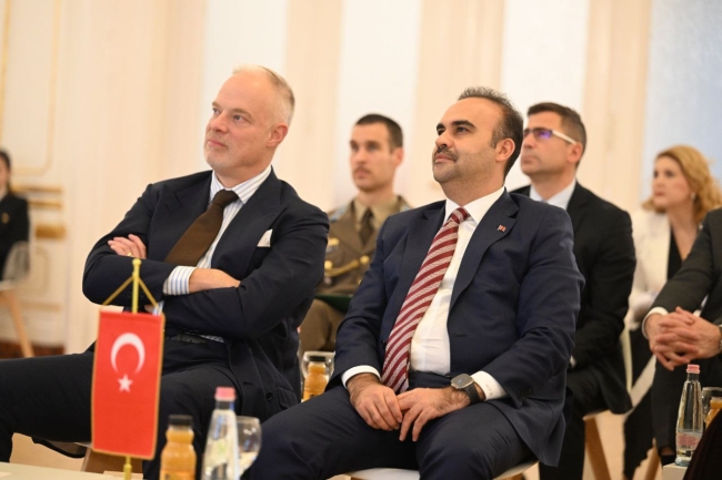 Macaristan’a savunma sanayi çıkarması