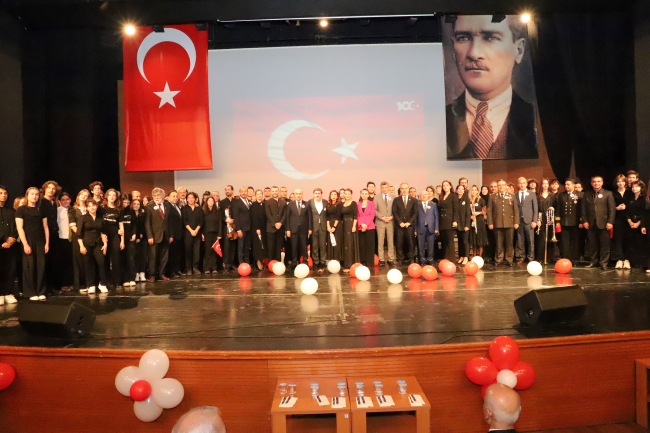 24 Kasım Öğretmenler Günü Bursa'da törenle kutlandı